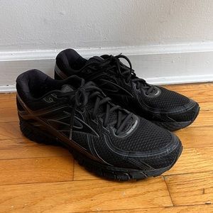Brooks Adrenaline GTS 16 Black 1102121D068